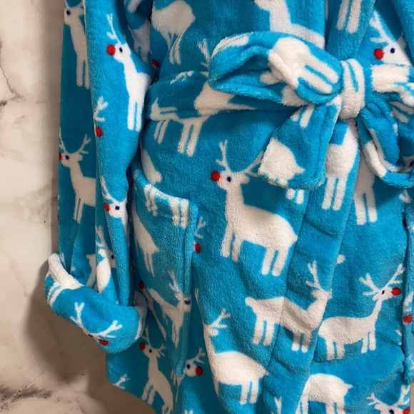 Bottoms Out Gal Light Blue Reindeer Hooded Robe - Picture 7 of 10